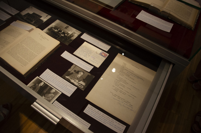 mta200 zti kiallitas fit 640x10000