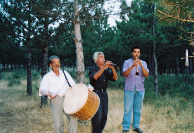 bek_2003_263p.jpg