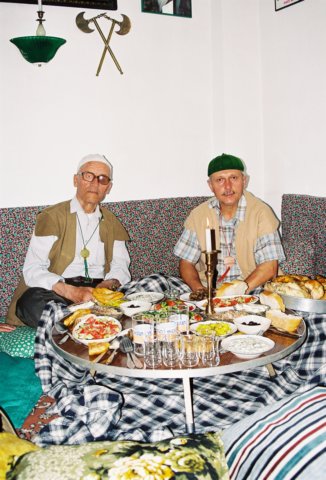 bek_2003_317.jpg