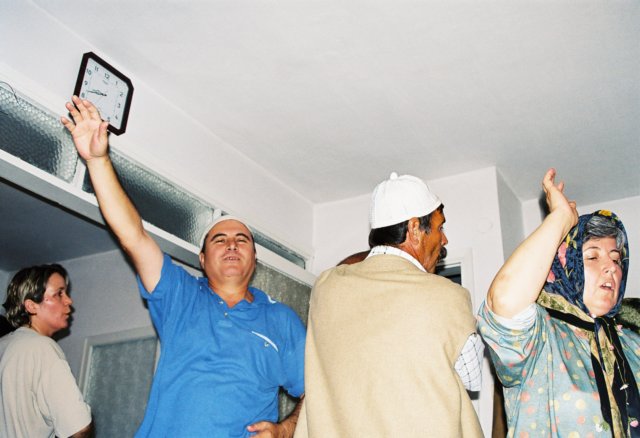 bek_2003_327.jpg