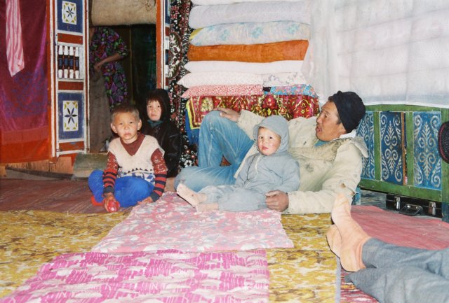kaz_1997_070.jpg