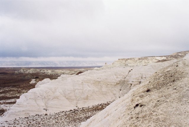 kaz_1997_093p.jpg